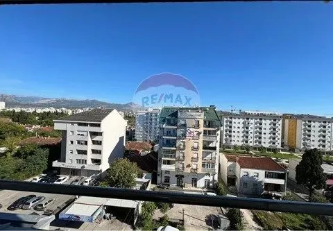 Izdavanje, četvorosoban stan, 136m², Pobrežje, Podgorica - image 3
