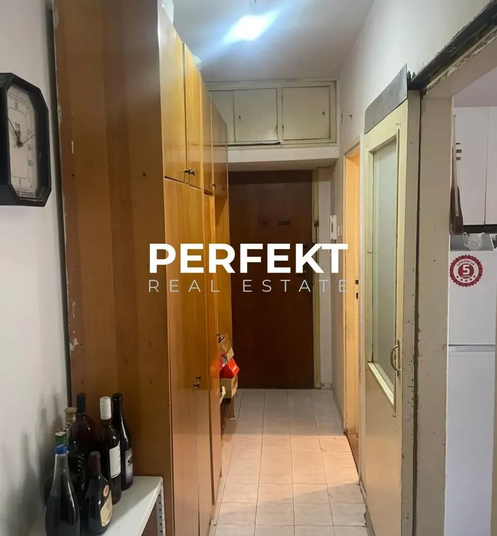Prodaja, dvosoban stan, 54m², Centar, Pančevo