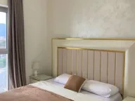 Izdavanje, trosoban stan, 200m², Bečići, Budva - image 6