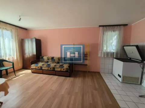 Rent, one bedroom apartment, 35m², Ćuprija, Srbija - image 4