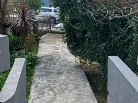 Sale, two bedroom apartment, 54m², Dobrota, Kotor - image 2