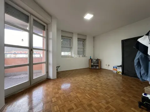 Prodaja, stan, 150m², Aleksinac, Niš - image 8