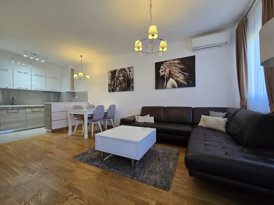 Rent, two bedroom apartment, 65m², City Kvart, Podgorica