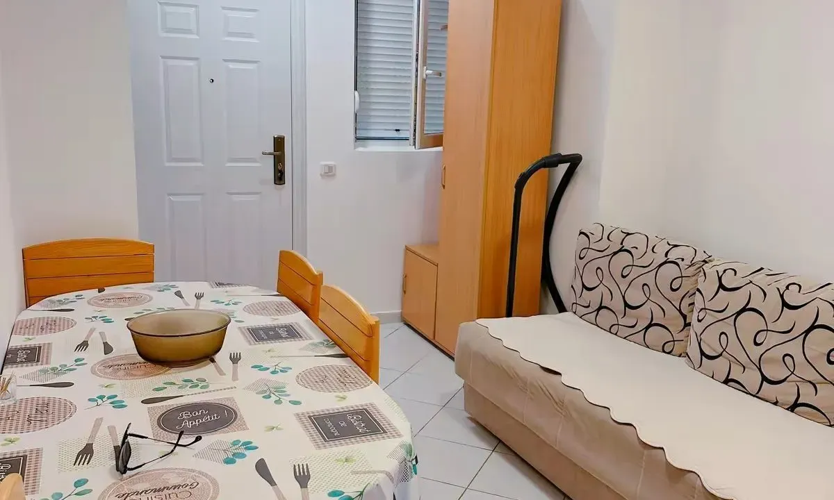 Rent, one bedroom apartment, 34m², Rafailovići, Budva