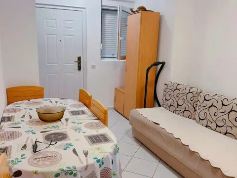 Izdavanje, jednosoban stan, 34m2, Rafailovići, Budva Izdavanje, jednosoban stan, 34m2, Rafailovići, Budva