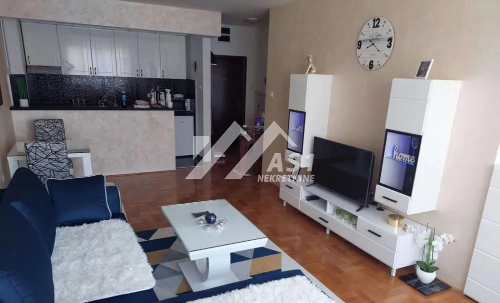 Rent, two bedroom apartment, 52m², Grbavica, Novi Sad Sve Podlokacije