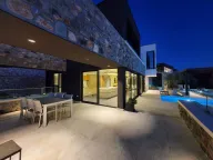 Prodaja,  kuća, 223m2, Masline, Podgorica