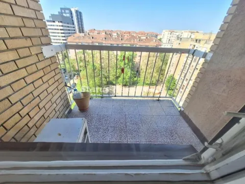 Izdavanje, dvosoban stan, 57m², Sajmište, Novi Sad - image 10