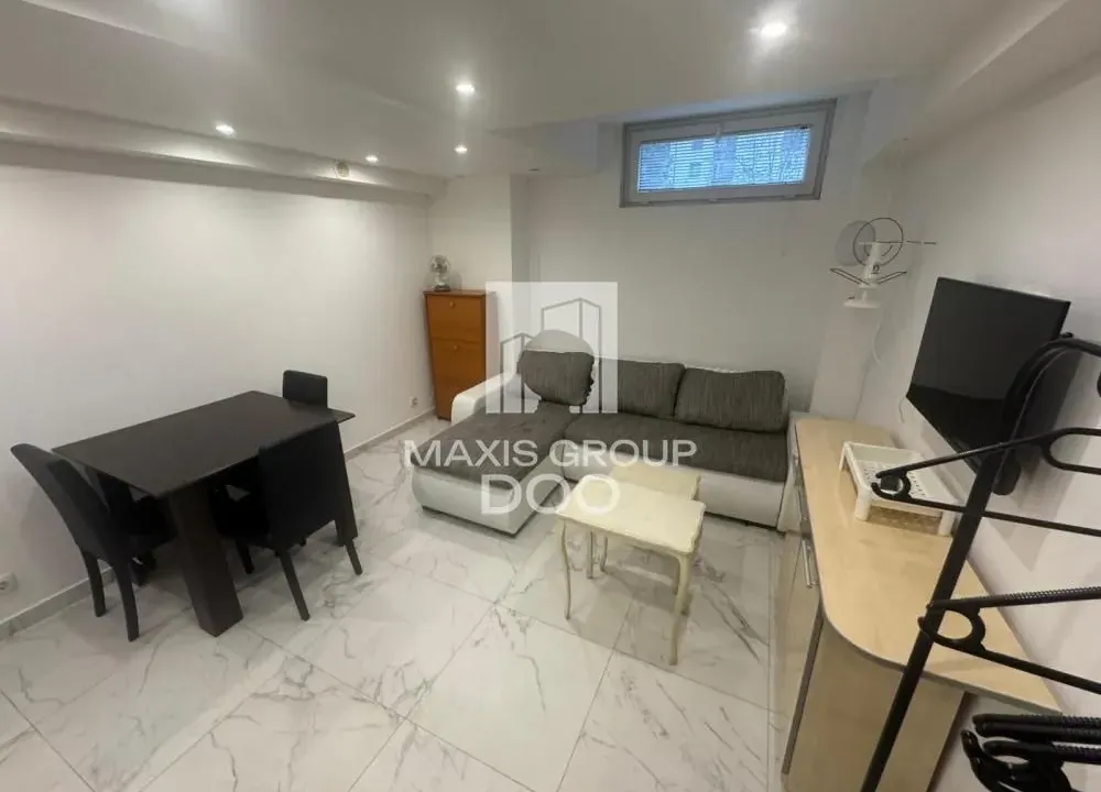 Prodaja, dvosoban stan, 20m², Novi Beograd Blok 72, Novi Beograd Sve Podlokacije