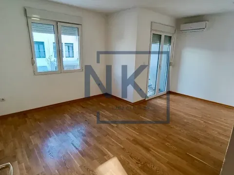 Prodaja, jednosoban stan, 43m², Blok 9, Podgorica - image 2