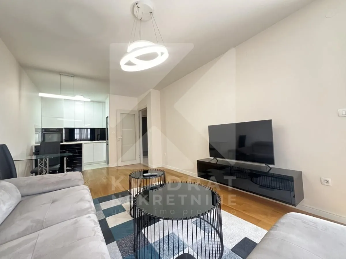 Rent, one bedroom apartment, 49m², Central Point, Podgorica