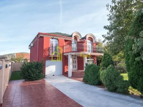 Rent, house, 200m², Donja Gorica, Podgorica - image 7