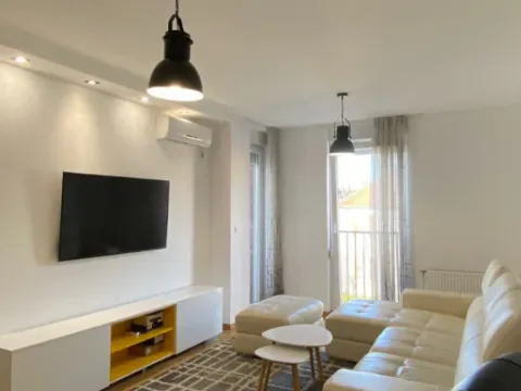 Prodaja, dvosoban stan, 44m², Detelinara, Novi Sad Sve Podlokacije