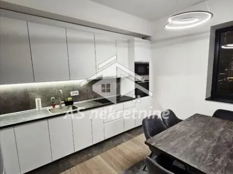 Izdavanje, četvorosoban stan, 111m², Savski Venac, Beograd - image 7