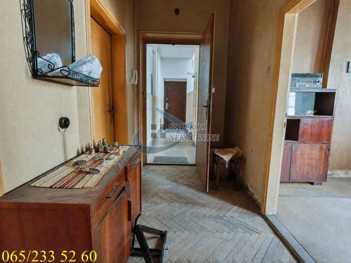 Sale, two bedroom apartment, 55m², Vračar Sve Podlokacije, Beograd