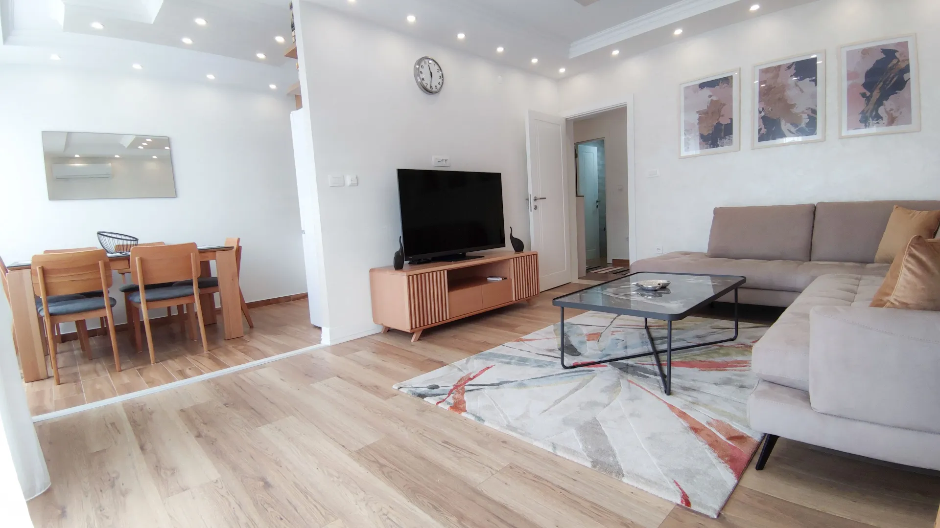 Rent, two bedroom apartment, 86m², Centar, Podgorica
