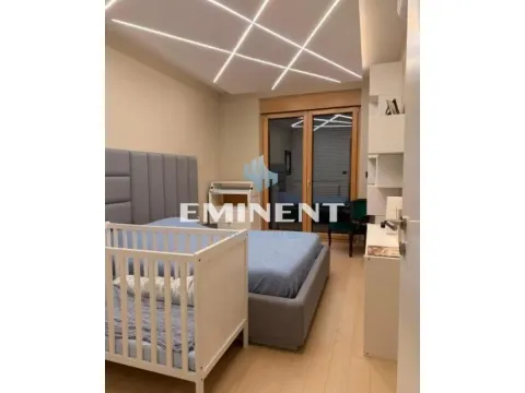 Izdavanje, trosoban stan, 103m², Stari Grad, Beograd - image 7