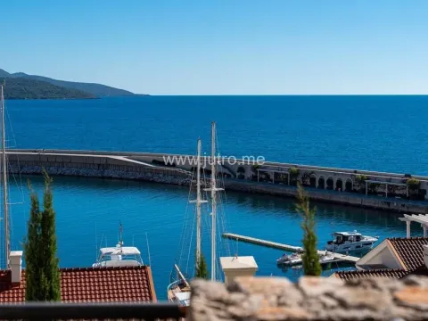 Prodaja, trosoban stan, 190m², Luštica, Tivat - image 21