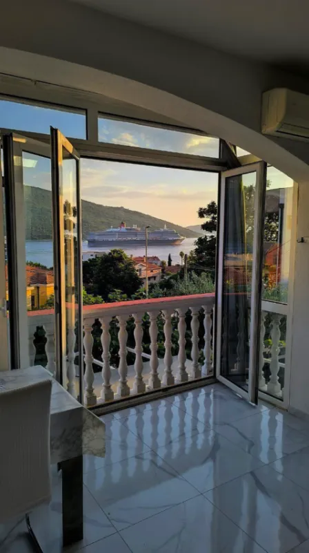 Prodaja, dvosoban stan, 84m², Kumbor, Herceg Novi