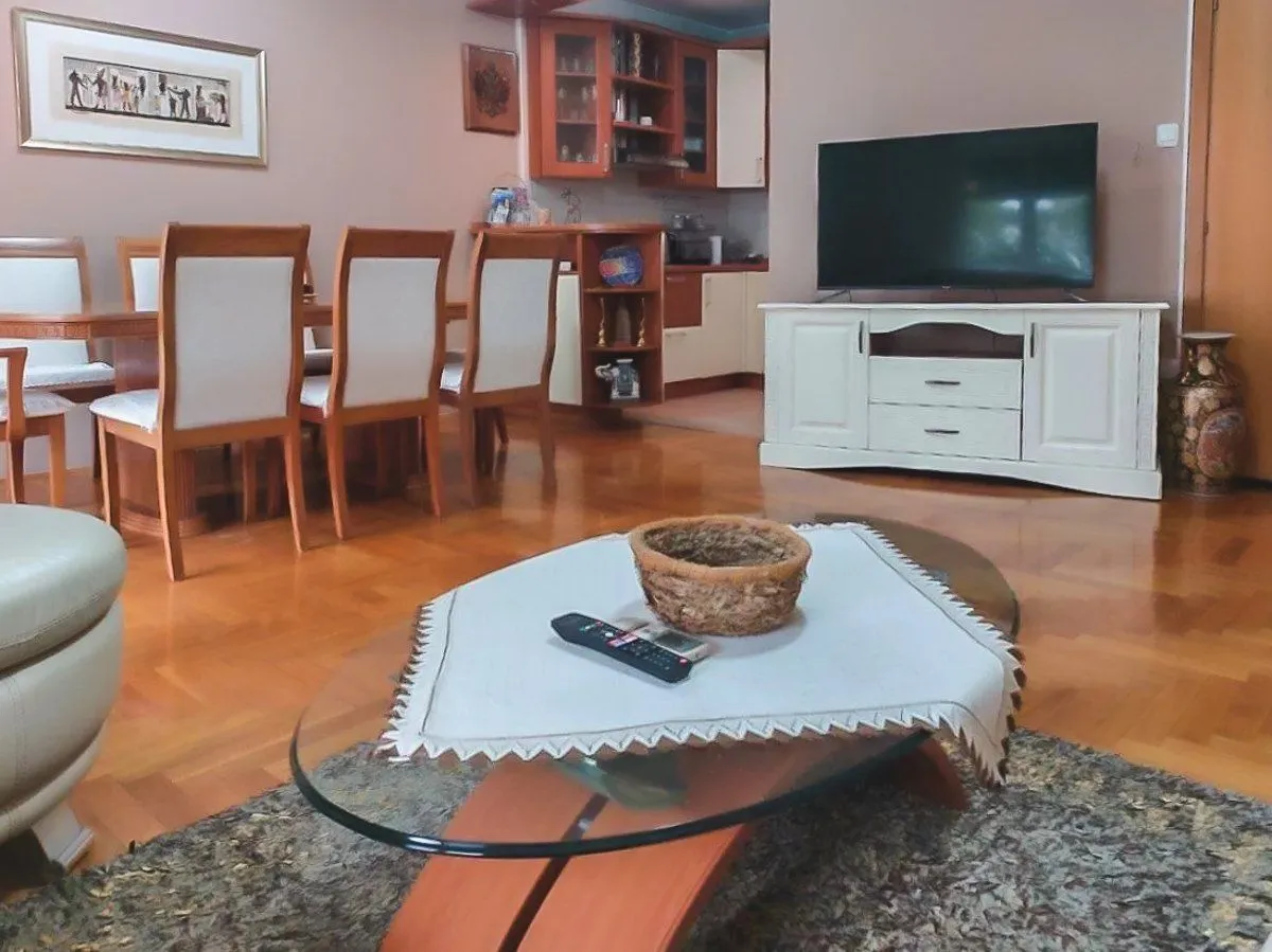 Rent, two bedroom apartment, 82m², Kruševac, Podgorica