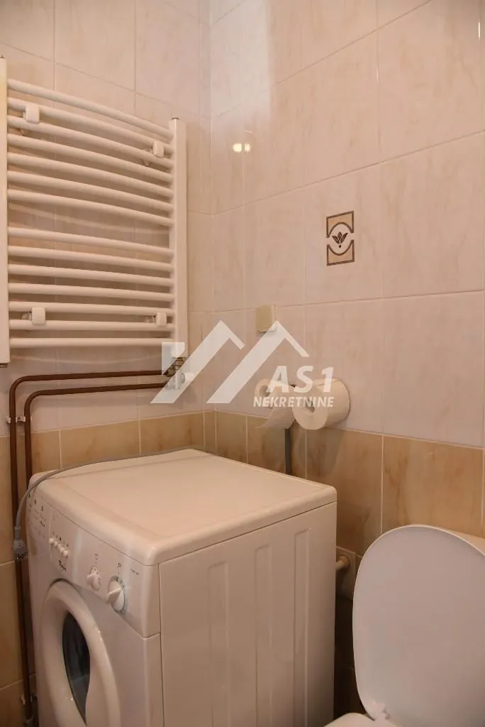 Rent, two bedroom apartment, 51m², Bulevar Oslobodjenja, Novi Sad Sve Podlokacije