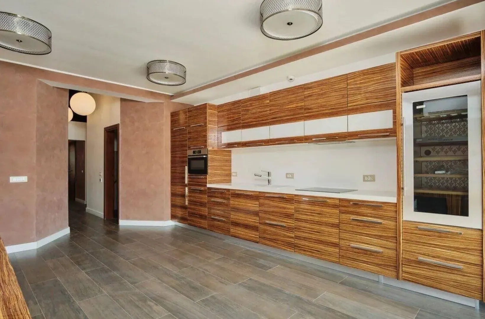 Sale, four bedroom apartment, 350m², Rafailovići, Budva