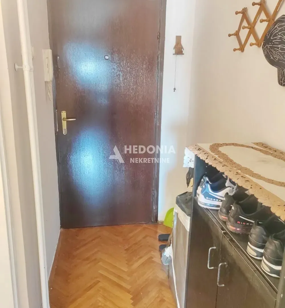 Prodaja, stan, 26m², Čukarička Padina, Beograd