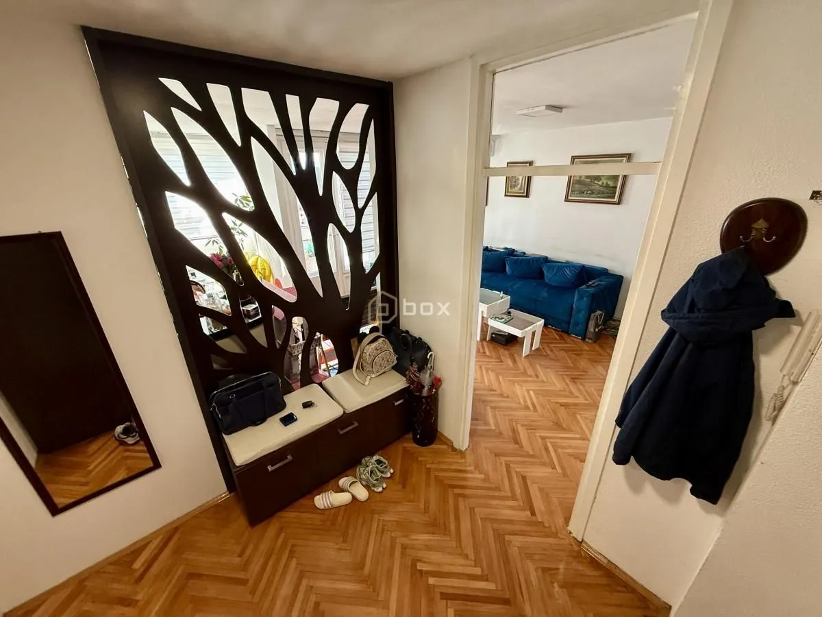 Prodaja, trosoban stan, 75m², Medijana, Niš