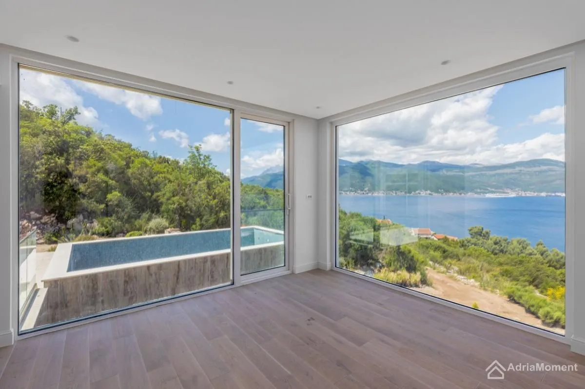 Prodaja, kuća, 328m², Krašići, Tivat