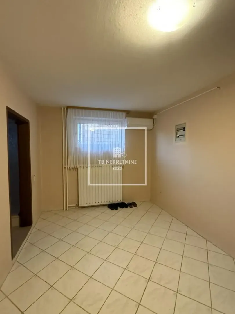 Prodaja, kuća, 297m², Bačka Palanka, Novi Sad
