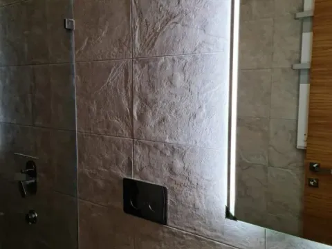 Izdavanje, kuća, 240m², Sremska Kamenica, Petrovaradin - image 7