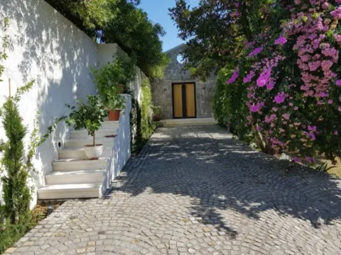 Izdavanje, kuća, 155m², Đenovići, Herceg Novi - image 5