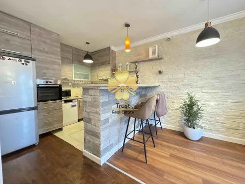 Izdavanje, dvosoban stan, 80m², Momišići, Podgorica - image 4