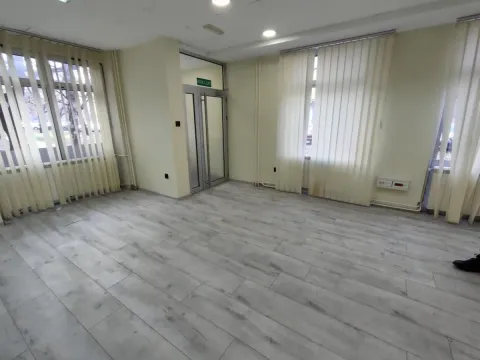 Rent, office space, 55m², Sajmište, Novi Sad - image 7