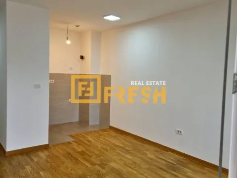 Izdavanje, jednosoban stan, 59m², City Kvart, Podgorica - image 4