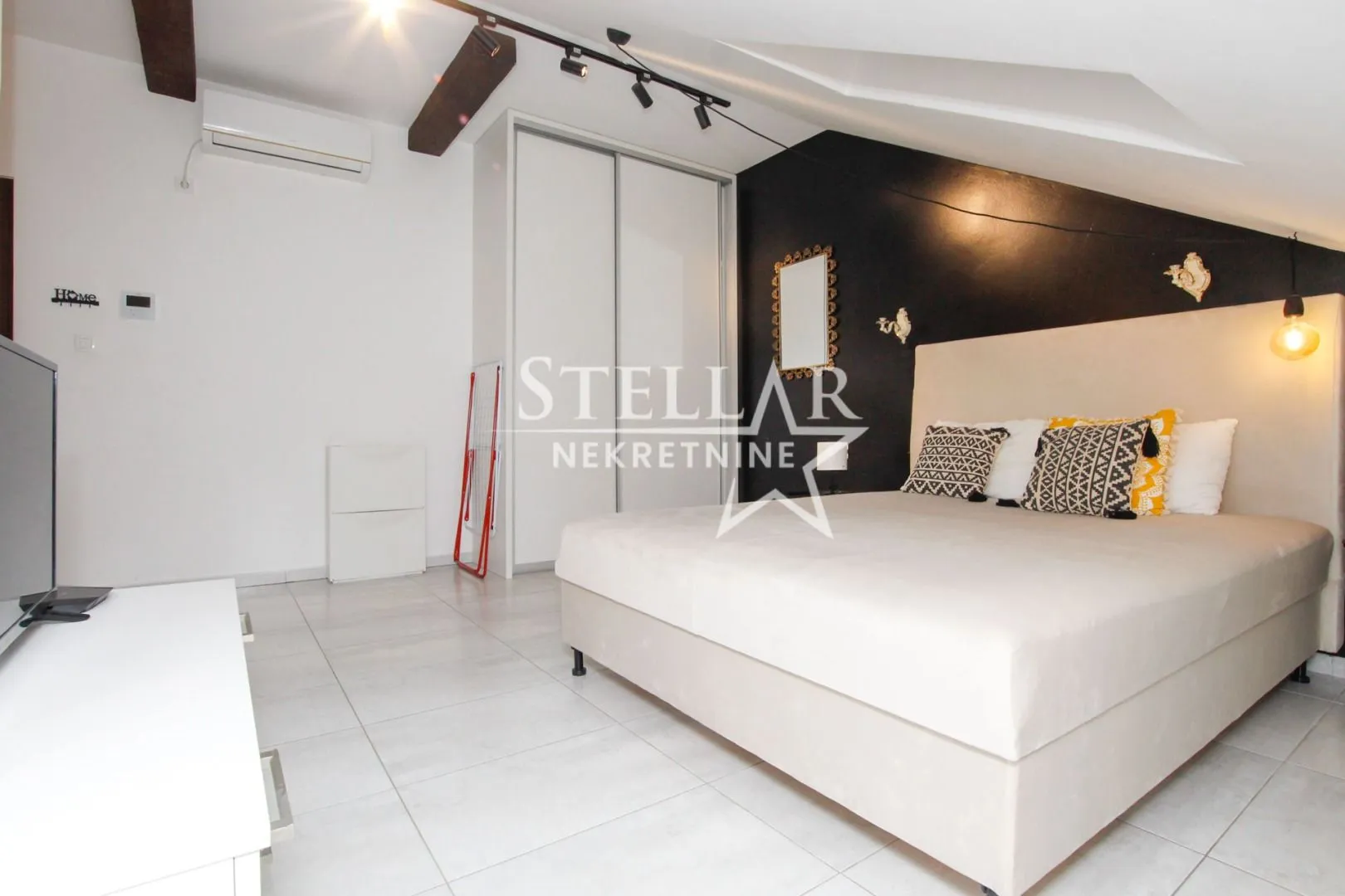 Prodaja, jednosoban stan, 35m², Ljubović, Podgorica