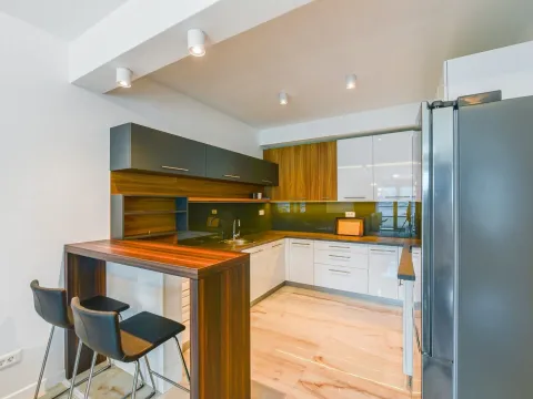 Prodaja, trosoban stan, 121m², Bečići, Budva - image 10