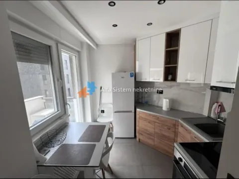 Rent, two bedroom apartment, 56m², Savski Venac, Beograd - image 3