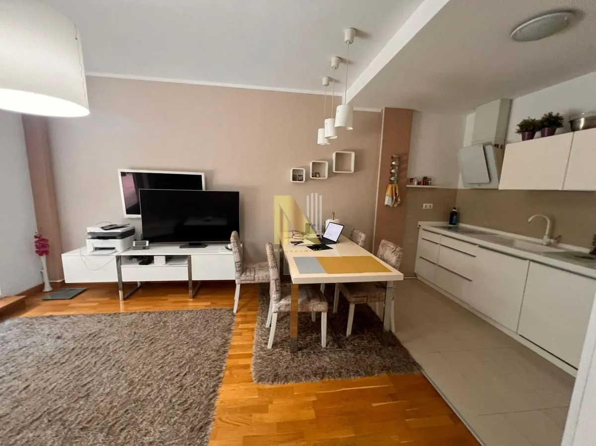 Prodaja, četvorosoban stan, 93m², Liman 3, Novi Sad Sve Podlokacije
