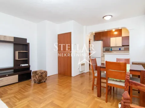 Izdavanje, dvosoban stan, 45m², Zagorič, Podgorica - image 1