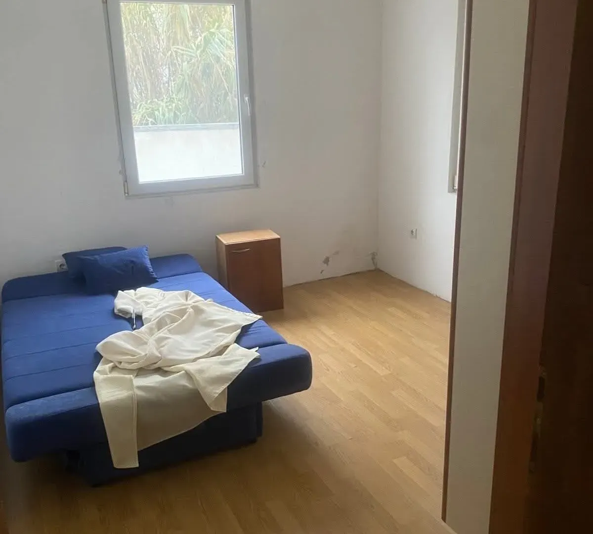 Rent, three bedroom apartment, 100m², Šušanj, Bar