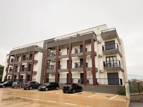 Prodaja, trosoban stan, 90m², Zagorič, Podgorica - image 21