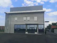 Izdavanje, poslovni prostor, 1600m², Surčin, Beograd - image 4