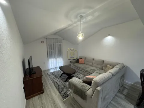 Izdavanje, dvosoban stan, 100m², Donja Gorica, Podgorica - image 2