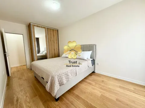 Izdavanje, dvosoban stan, 72m², Central Point, Podgorica - image 8