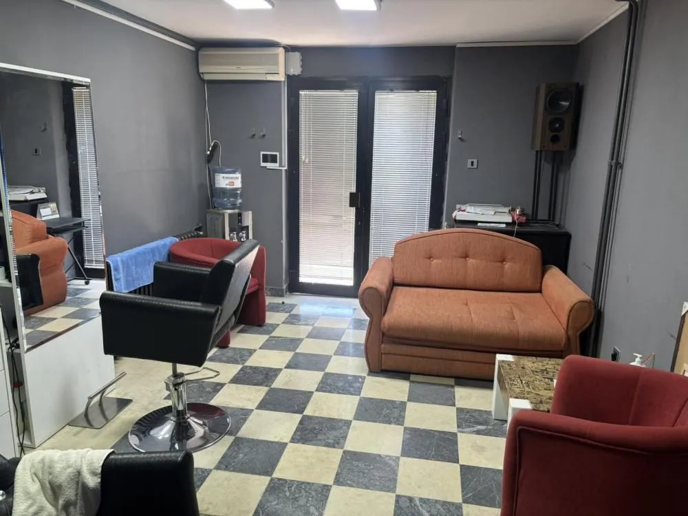 Sale, office space, 25m², Savski Venac, Beograd