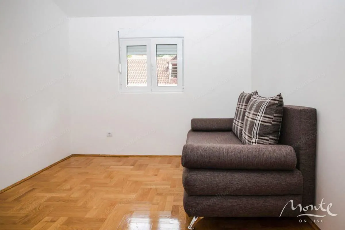 Prodaja, dvosoban stan, 83m², Igalo, Herceg Novi