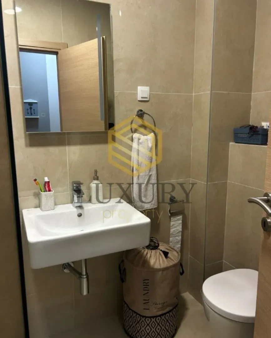 Izdavanje, jednosoban stan, 41m², Velji Vinogradi, Budva