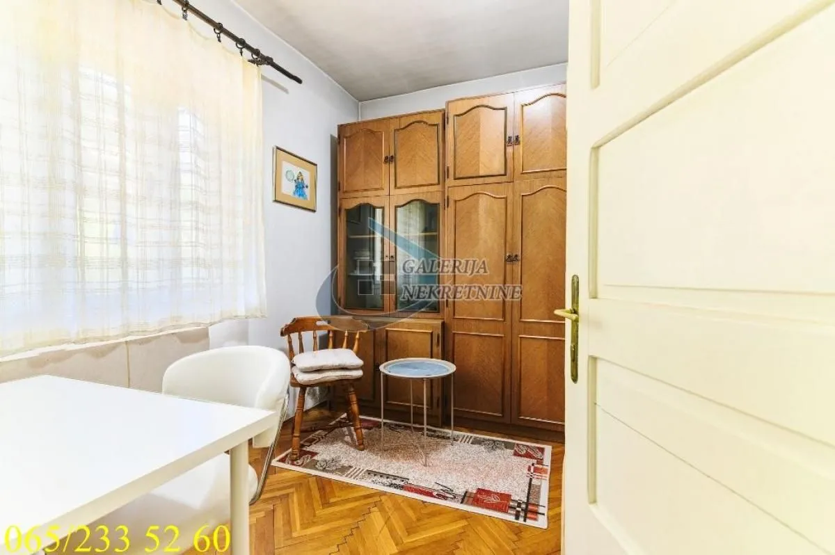Sale, three bedroom apartment, 67m², Kneževac, Beograd