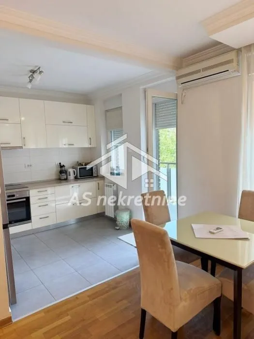 Rent, two bedroom apartment, 56m², Novi Beograd Blok 67, Novi Beograd Sve Podlokacije